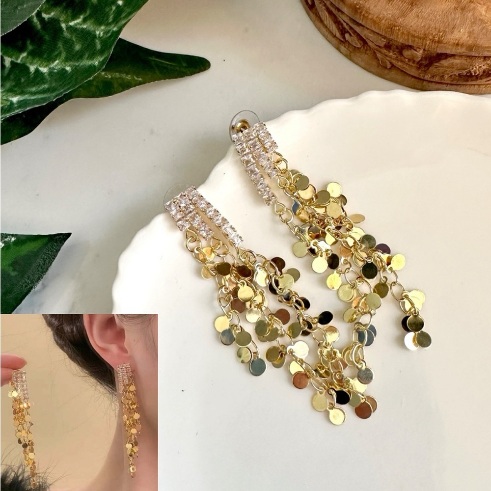 2/$30🌵 Gold Tone Tassel Rhinestone Earrings Dangle Tiny Circle Jewelry NEW